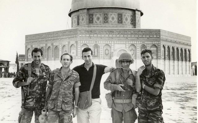 Abraham Rabinovich (center) on Temple Mount, 1967 (photo credit: author's photo)