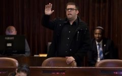 Likud MK Oren Hazan reacts during a plenum session in the Knesset on January 25, 2017. (Yonatan Sindel/Flash90)