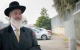 Rabbi Yona Metzger arrives at Ma'asiyahu Prison in Ramle to begin serving his 3.5-year sentence for theft and bribery on May 1, 2017. (Roy Alima/Flash90)