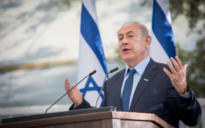 Prime Minister Benjamin Netanyahu speaks at a welcoming ceremony for diplomats in Israel for Israel's 69th Independence Day, at the President's residence in Jerusalem, May 2, 2017. (Yonatan Sindel/Flash90)