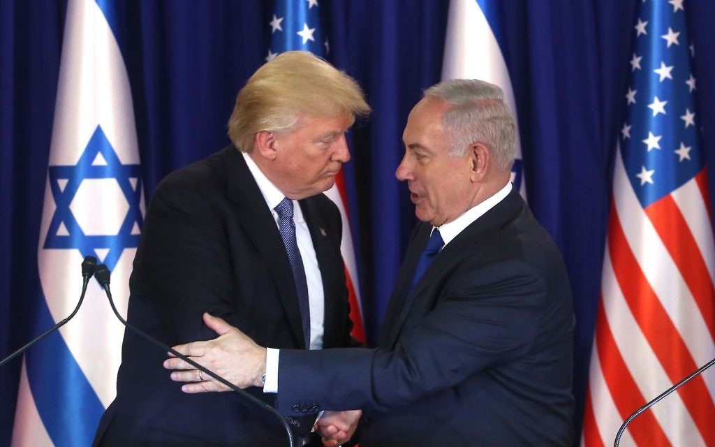Prime Minister Benjamin Netanyahu. left, and US President Donald Trump during a joint press statements at the Prime Minister's Residence in Jerusalem, on May 22, 2017. (Marc Israel Sellem/POOL)