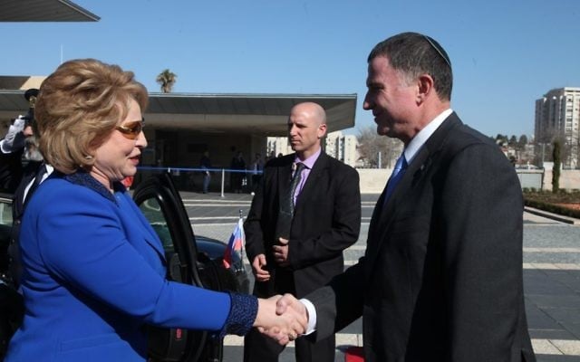 Valentina Matviyenko (L) is greeted by Knesset speaker Yuli Edelstein during a visit to the Israeli parliament. (Knesset Spokespersons department)