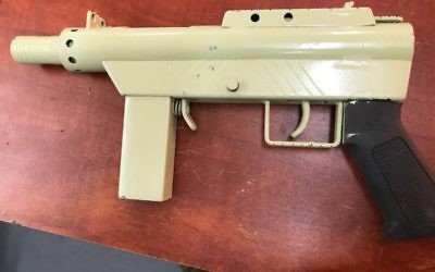A 'Carlo' homemade rifle allegedly used in a shooting attack on April 29, 2017, against IDF troops in the West Bank. (Shin Bet)