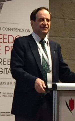 Dan Meridor speaks at a Jerusalem conference on the Freedom of the Press, May 8, 2017 (Times of Israel staff)