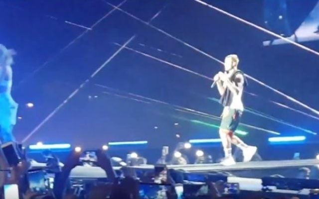 Justin Bieber performs at Tel Aviv's Yarkon Park on Mar 3, 2017. (screen capture: YouTube/shlomyos)