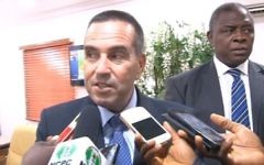 Israel's ambassador to Nigeria Guy Feldman (L) addresses the media at the Executive Secretary Nigerian Christian Pilgrim Commission Rev. Tor Ujah May 14, 2017. (Screen capture/YouTube)