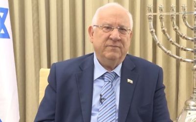 President Reuven Rivlin addresses Israelis and Jews around the world in his Independence Day video announcement on April 27, 2017. (Screen capture/YouTube)