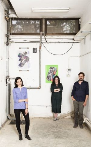 Anat Safran, Ayelet Dror and Tal Erez, the artistic director, producer and curator of Jerusalem Design Week, June 8-15, 2017 (Courtesy Itai Banit)