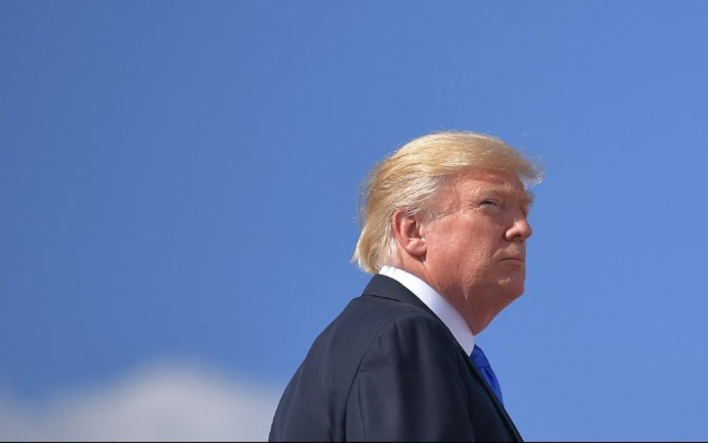 US President Donald Trump boards Air Force One before departing from Andrews Air Force Base in Maryland on June 9, 2017. (Mandel Ngan/AFP)