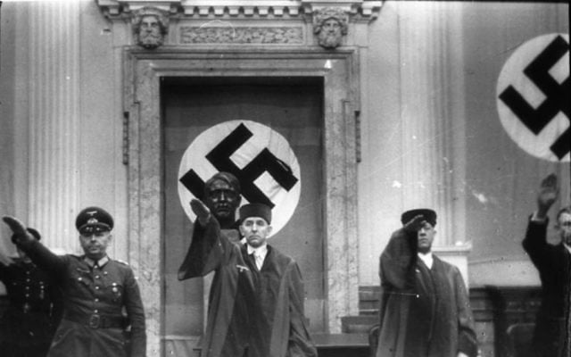 The so-called 'People's Court' of Nazi Germany, set up outside of normal constitutional frameworks, 1944 (Public domain)