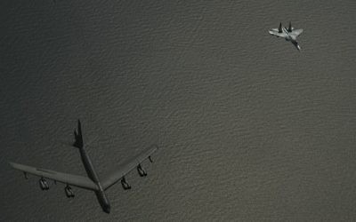 A Russian Su-27 (right) flies alongside a US B-52 bomber over the Baltic Sea on June 6, 2017 (US Air Force/ Sgt. Jonathan Snyder)