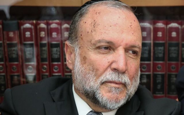 Shas Member of the Knesset Yitzhak Cohen attends a faction meeting at the home of the Torah Sages Council president, Rabbi Shalom Cohen, in Jerusalem, on October 31, 2016 (Yaakov Cohen/Flash90)