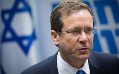 Zionist Camp leader Isaac Herzog leads a Zionist Camp faction meeting in the Israeli parliament on June 12, 2017. (Yonatan Sindel/Flash90)