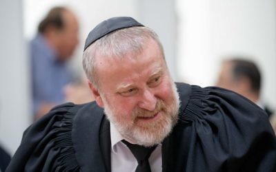 Attorney General Avichai Mandelblit attends a ceremony in Jerusalem, June 13, 2017. (Yonatan Sindel/Flash90) Attorney General Avichai Mandelblit attends a ceremony in Jerusalem, June 13, 2017. (Yonatan Sindel/Flash90)