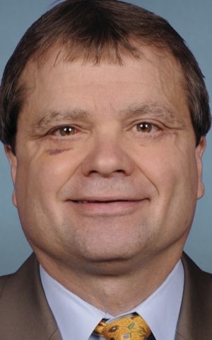 Congressional portrait of Mike Quigley, Democrat Representative for Illinois, March 13, 2011. (Public domain, Wikimedia commons)