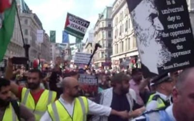 Screen capture from video of the Al-Quds march in London, June 18, 2017. (YouTube/Richard Millett)