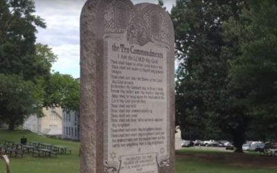 Arkansas Ten Commandments (YouTube screenshot)