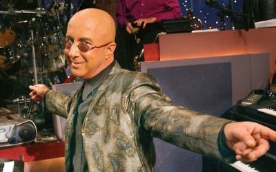 Paul Shaffer on the set of the 'Late Show with David Letterman' in 2001. (John Paul Filo/CBS via Getty Images/via JTA)