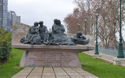 The Vel d'Hiv monument. (CC BY SA 3.0 Leonieke Aalders/Wikipedia).