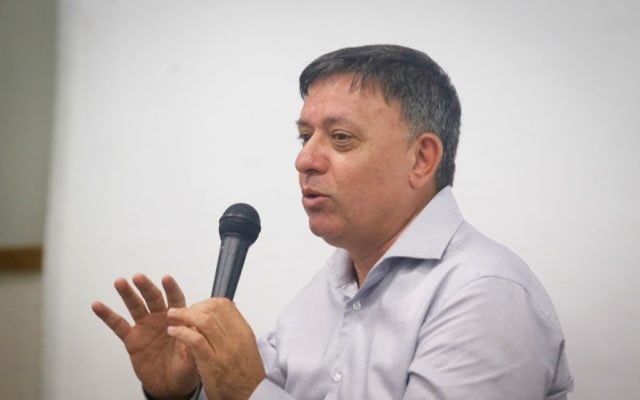Candidate for leader of the Labor party and former environment minister Avi Gabbay seen at a conference at the College of Management, June 2, 2016. (FLASH90) 