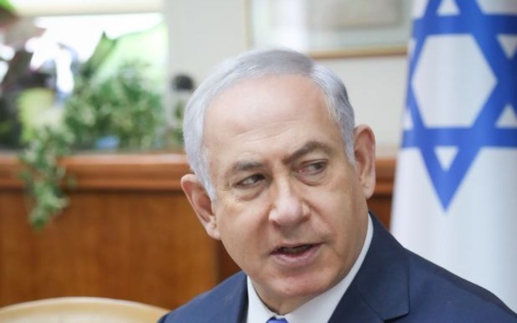 Prime Minister Benjamin Netanyahu attends the weekly cabinet meeting on July 9, 2017. (Ohad Zweigenberg/Flash90)