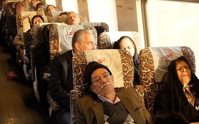 Illustrative photo of passengers on an Iranian train. (CC-BY: Franco Pecchio/Wikimedia) Illustrative photo of passengers on an Iranian train. (CC-BY: Franco Pecchio/Wikimedia)