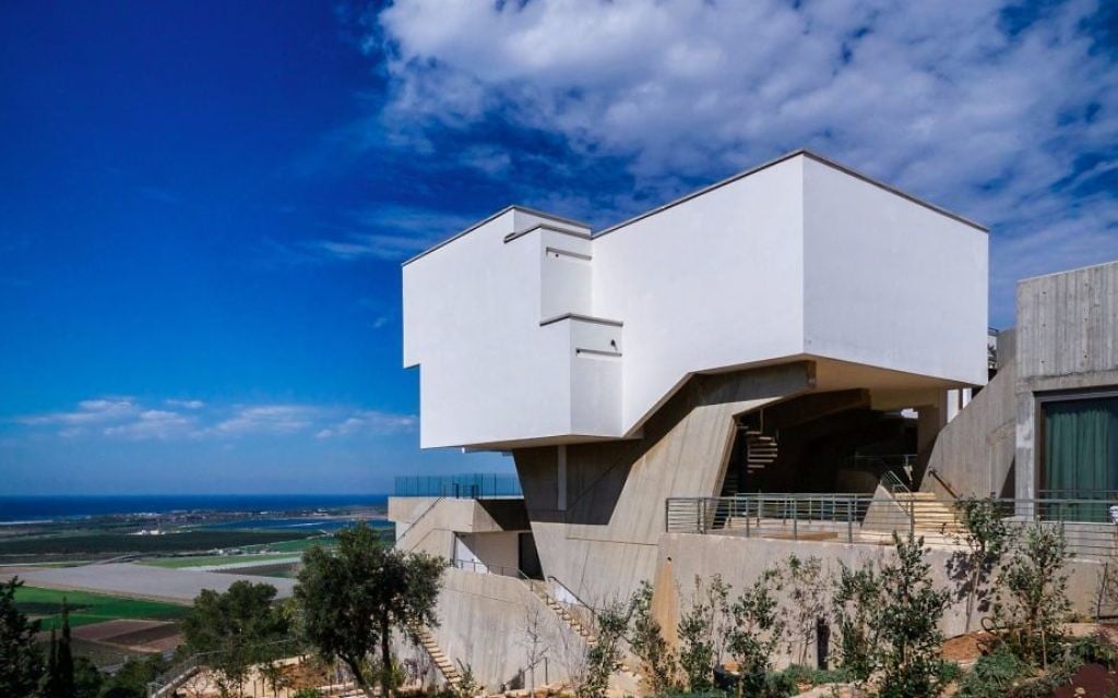 The renovated edge of Elma, harkening to its architectural history (Courtesy Amnon Rechter)