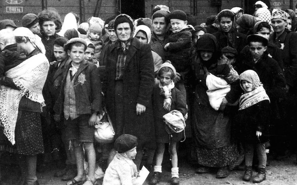 Illustrative: Jews from Hungary arriving at Auschwitz in May of 1944, part of 'The Auschwitz Album' series of photographs. Most of these Jews were murdered later that day. (public domain) Illustrative: Jews from Hungary arriving at Auschwitz in May of 1944, part of 'The Auschwitz Album' series of photographs. Most of these Jews were murdered later that day. (public domain)