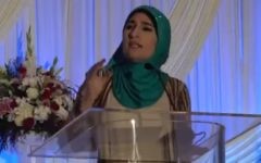 Muslim-American activist Linda Sarsour speaks at the Islamic Society of North America (ISNA) convention in Chicago, July 2017. (Screenshot)