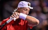 Denis Shapovalov of Canada wipes himself down against Alexander Zverev of Germany during day nine of the Rogers Cup, August 12, 2017. (Minas Panagiotakis/Getty Images/AFP)