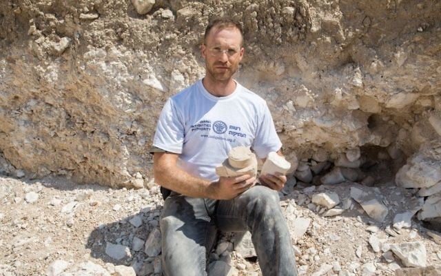 Dr. Yonatan Adler on-site at the stone quarry and tool production center excavations at Reina in Lower Galilee. (Samuel Magal/IAA)