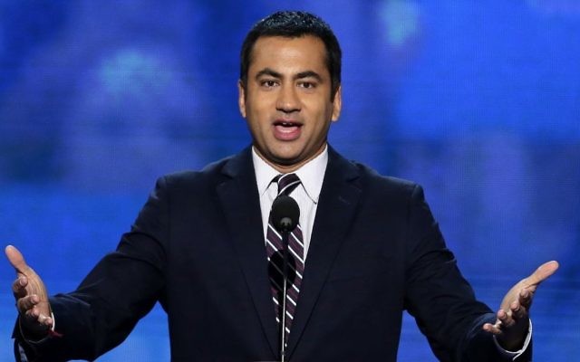 In this Sept. 4, 2012 photo, Actor Kal Penn addresses the Democratic National Convention in Charlotte, N.C. (AP Photo/J. Scott Applewhite) In this Sept. 4, 2012 photo, Actor Kal Penn addresses the Democratic National Convention in Charlotte, N.C. (AP Photo/J. Scott Applewhite)