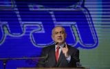 Prime Minister Benjamin Netanyahu speaks at a rally in his support, as he and his wife face legal investigations, held in Tel Aviv, August 9, 2017. (Tomer Neuberg/Flash90)