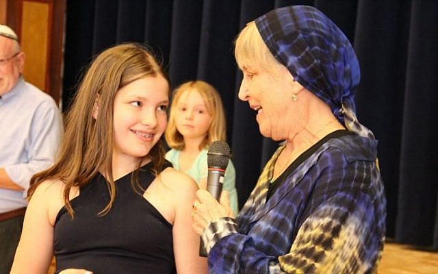 Rabbi Rachel Cowan with her granddaughter. (Courtesy Lisa Cowan)