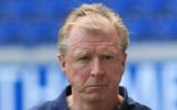 English soccer coach Steve McClaren seen in 2012 while coaching Dutch squad Twente. (CC BY 2.0, Thomas Rodenbücher, Wikipedia)