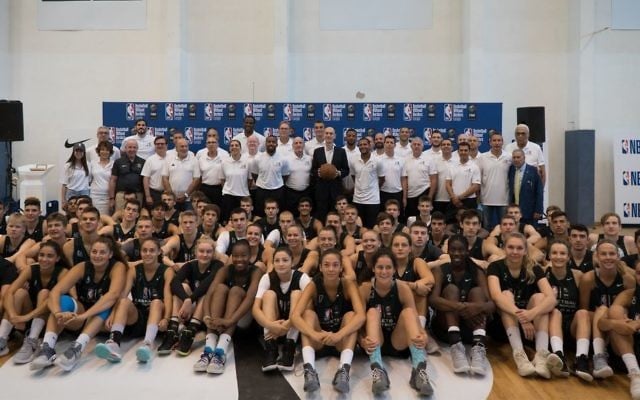 Players and coaches at a Basketball Without Borders training session at the Wingate Institute in Israel, August 14, 2017. (Luke Tress/Times of Israel)