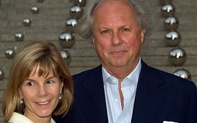 Carter and his wife Anna Scott in New York City in 2010. (CC BY SA 3.0 David Shankbone/Wikipedia)