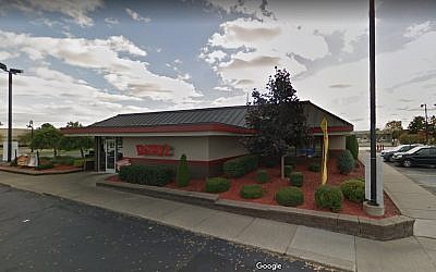 Screen capture of a Denny's restaurant in Sterling Heights, Michigan. (Google Maps)