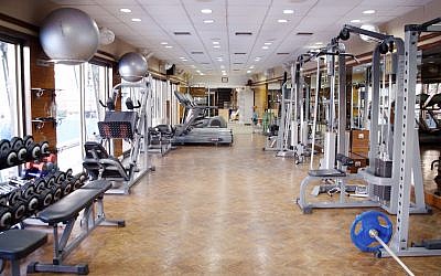An illustrative photo of a gym. (Wikimedia Commons)