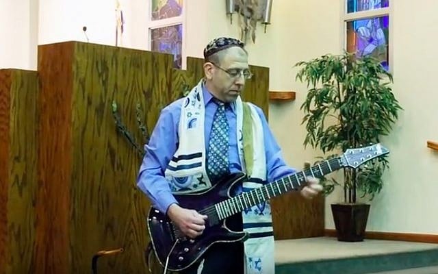 Singer/songwriter Eric Komar was arrested on child pornography charges in New Jersey on September 19, 2017. (screen capture: YouTube) Singer/songwriter Eric Komar was arrested on child pornography charges in New Jersey on September 19, 2017. (screen capture: YouTube)