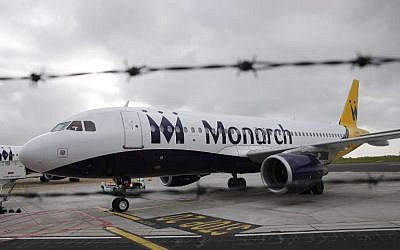 Grounded Monarch airplanes sit on the tarmac at Luton airport in south England on October 2, 2017. (AFP Photo/Daniel Leal-Olivas)