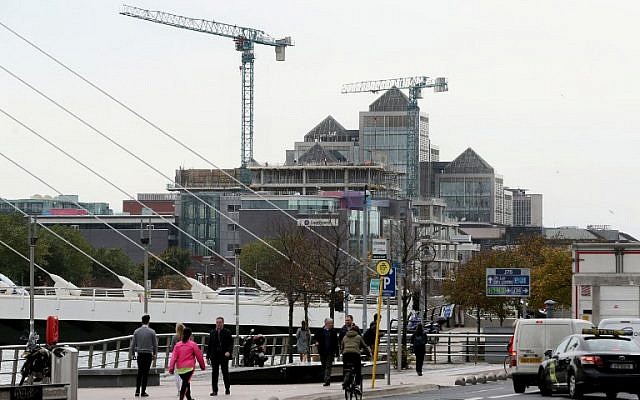 Construction work is pictured in Dublin on October 10, 2017. (AFP /Paul FAITH) Construction work is pictured in Dublin on October 10, 2017. (AFP /Paul FAITH)
