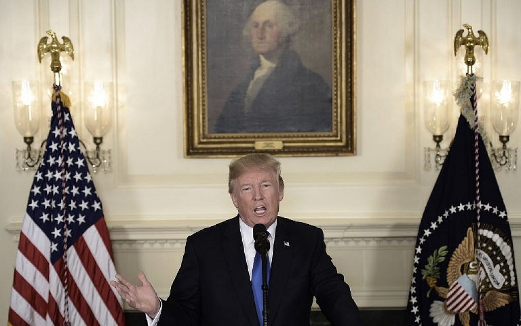 US President Donald Trump speaks about the Iran deal from the Diplomatic Reception room of the White House in Washington, DC, on October 13, 2017. (AFP PHOTO / Brendan SMIALOWSKI) US President Donald Trump speaks about the Iran deal from the Diplomatic Reception room of the White House in Washington, DC, on October 13, 2017. (AFP PHOTO / Brendan SMIALOWSKI)
