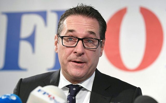 Chairman of the Freedom Party (FPOe) Heinz-Christian Strache speaks at a press conference on October 24, 2017 in Vienna.(Roland Schlager/AFP) Chairman of the Freedom Party (FPOe) Heinz-Christian Strache speaks at a press conference on October 24, 2017 in Vienna.(Roland Schlager/AFP)