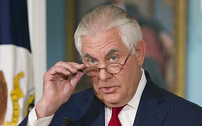 Secretary of State Rex Tillerson makes a statement at the State Department in Washington, DC, Wednesday, Oct. 4, 2017. (AP/Cliff Owen)