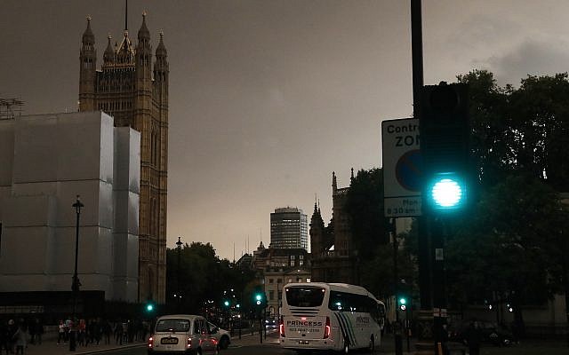 Illustrative: Parliament Square in London, Monday, October 16, 2017. (AP Photo/Frank Augstein) Illustrative: Parliament Square in London, Monday, October 16, 2017. (AP Photo/Frank Augstein)