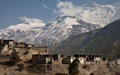 Illustrative: Bragha,, in the Himalayan Annapurna Range. (CC BY-SA Greg Willis, Wikimedia Commons)
