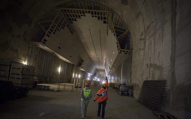 Construction at the Jerusalem station of the Jerusalem-Tel Aviv fast train, December, 2015. (Hadas Parush/Flash90) Construction at the Jerusalem station of the Jerusalem-Tel Aviv fast train, December, 2015. (Hadas Parush/Flash90)