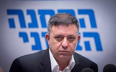 Labor party leader Avi Gabay leads a Zionist Union faction meeting at the Knesset on July 24, 2017. (Miriam Alster/Flash90)