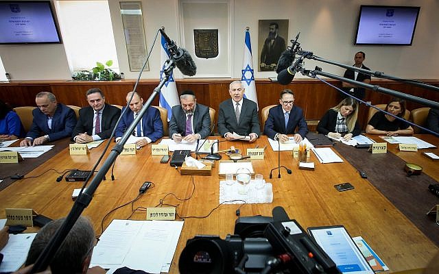 Prime Minister Benjamin Netanyahu heads the weekly cabinet meeting at the Prime Minister's Office in Jerusalem on September 3, 2017. (Marc Israel Sellem/Pool) Prime Minister Benjamin Netanyahu heads the weekly cabinet meeting at the Prime Minister's Office in Jerusalem on September 3, 2017. (Marc Israel Sellem/Pool)